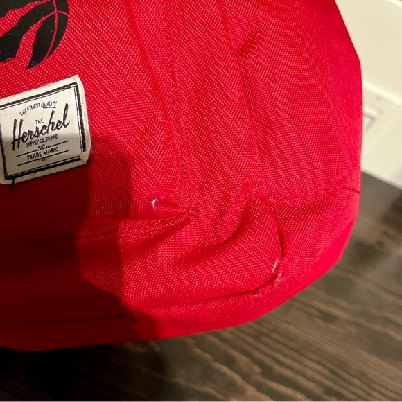 Herschel Nova Toronto Raptors Backpack - 18L - Picture 9 of 14